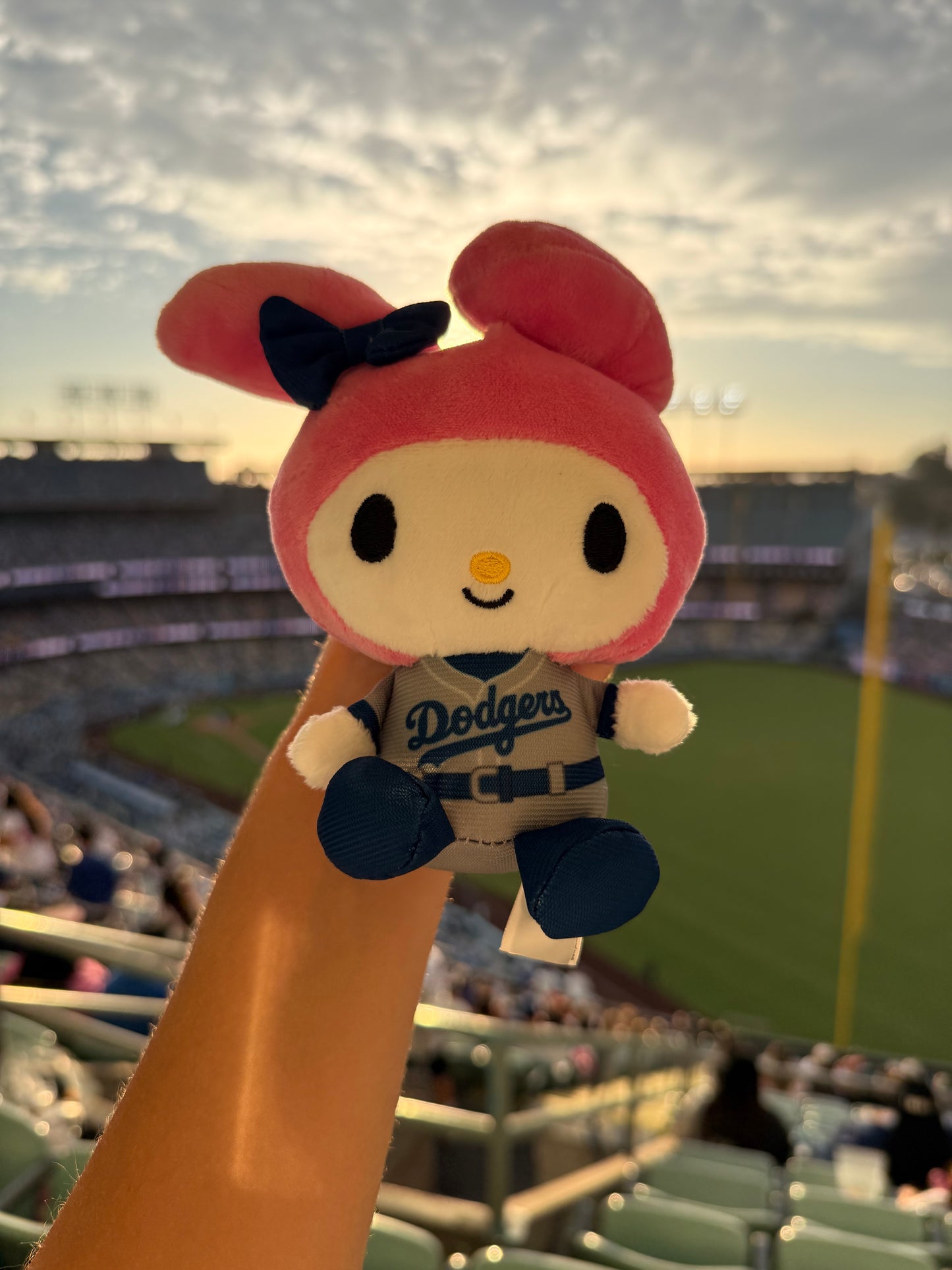 Hello Kitty & Friends Los Angeles Dodgers Plush Clip SGA 8/12/26
