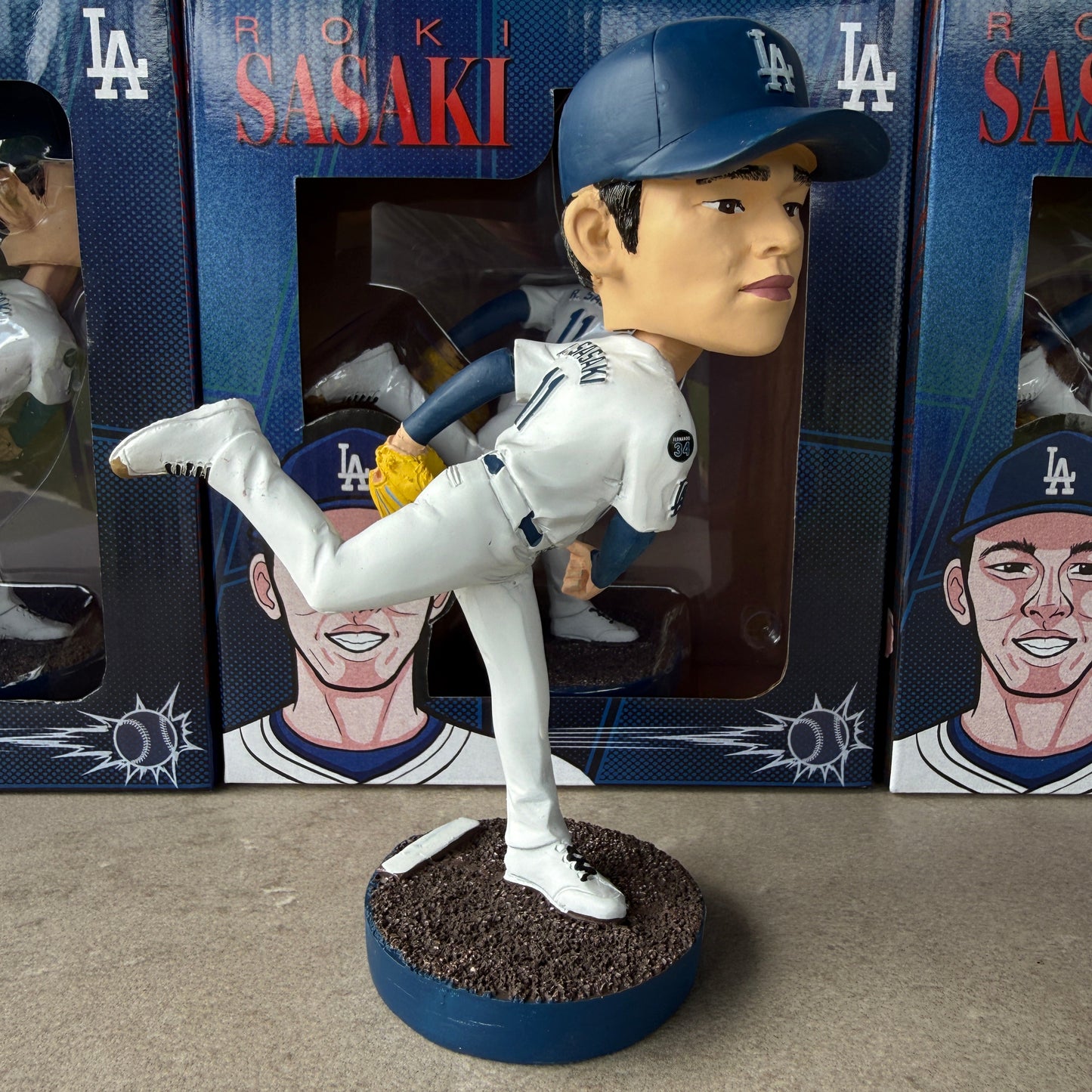 ⚾️ Roki Sasaki Los Angeles Dodgers  Bobblehead SGA 4/25/26 ⚾️