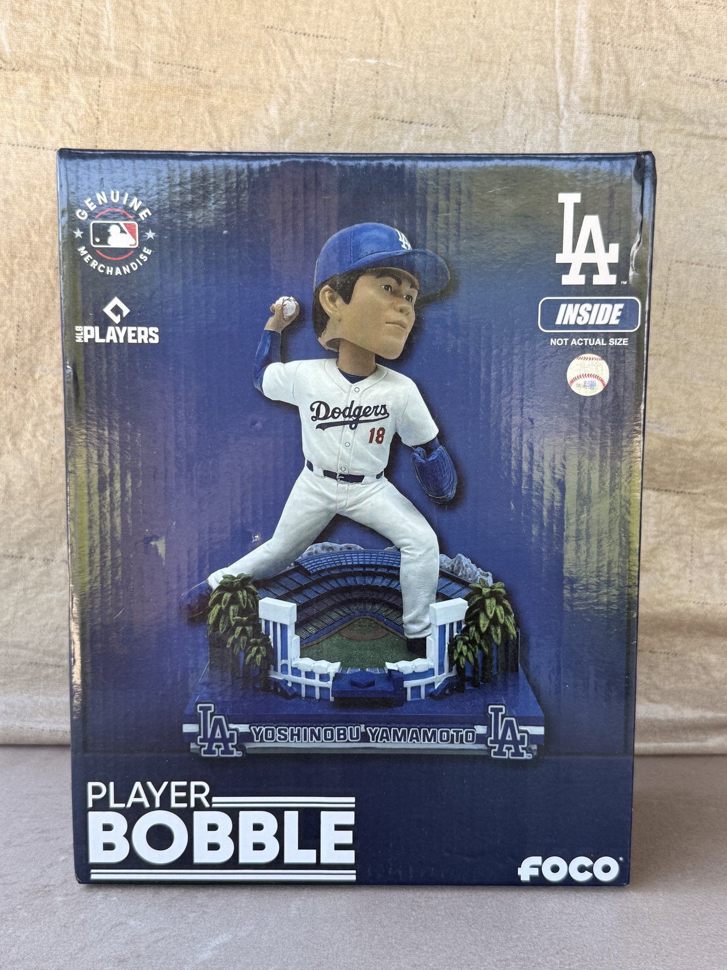 Yoshinobu Yamamoto Stadium Exclusive FOCO Bobblehead