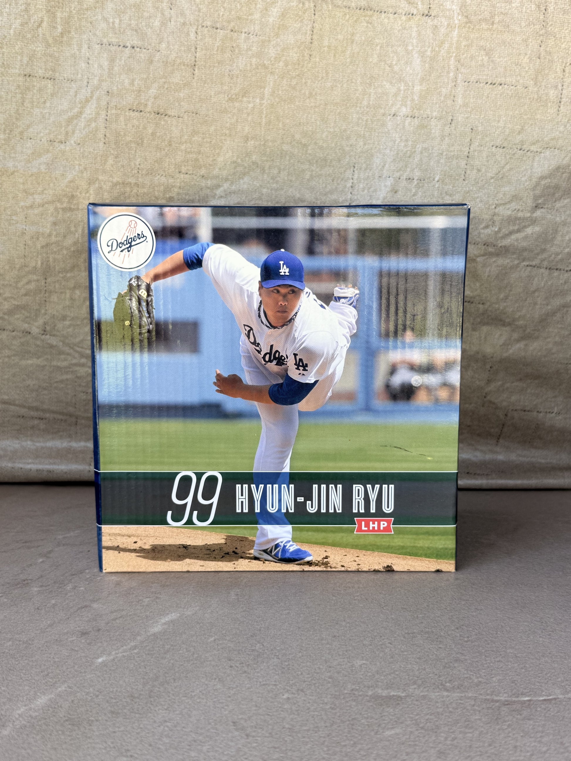 Hyun-Jin Ryu Bobblehead LA Dodgers SGA 5/27/14
