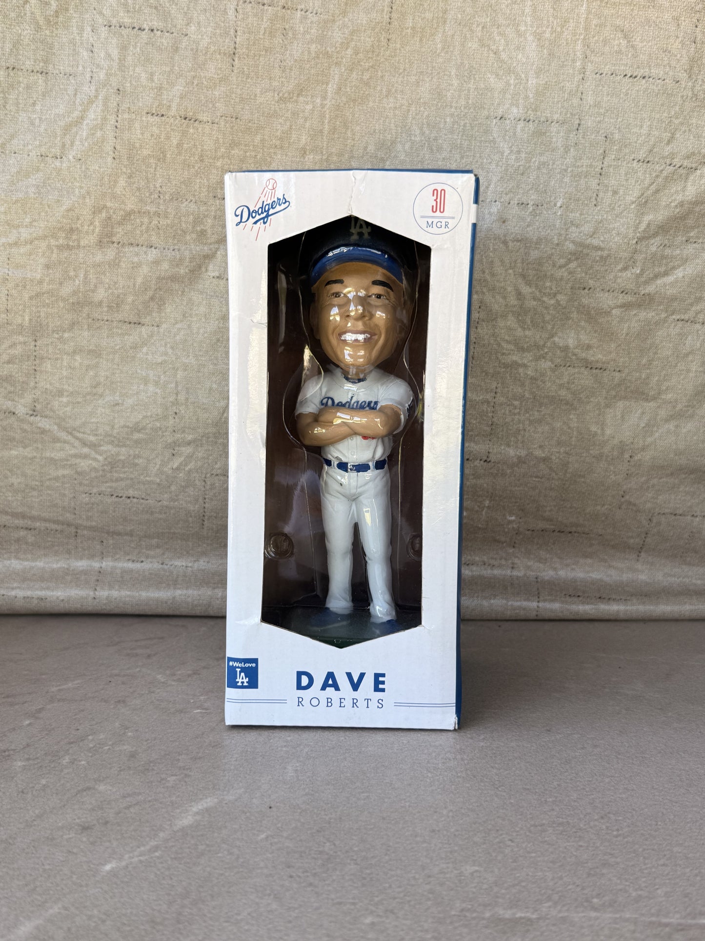 Dave Roberts Bobblehead LA Dodgers SGA 5/11/16