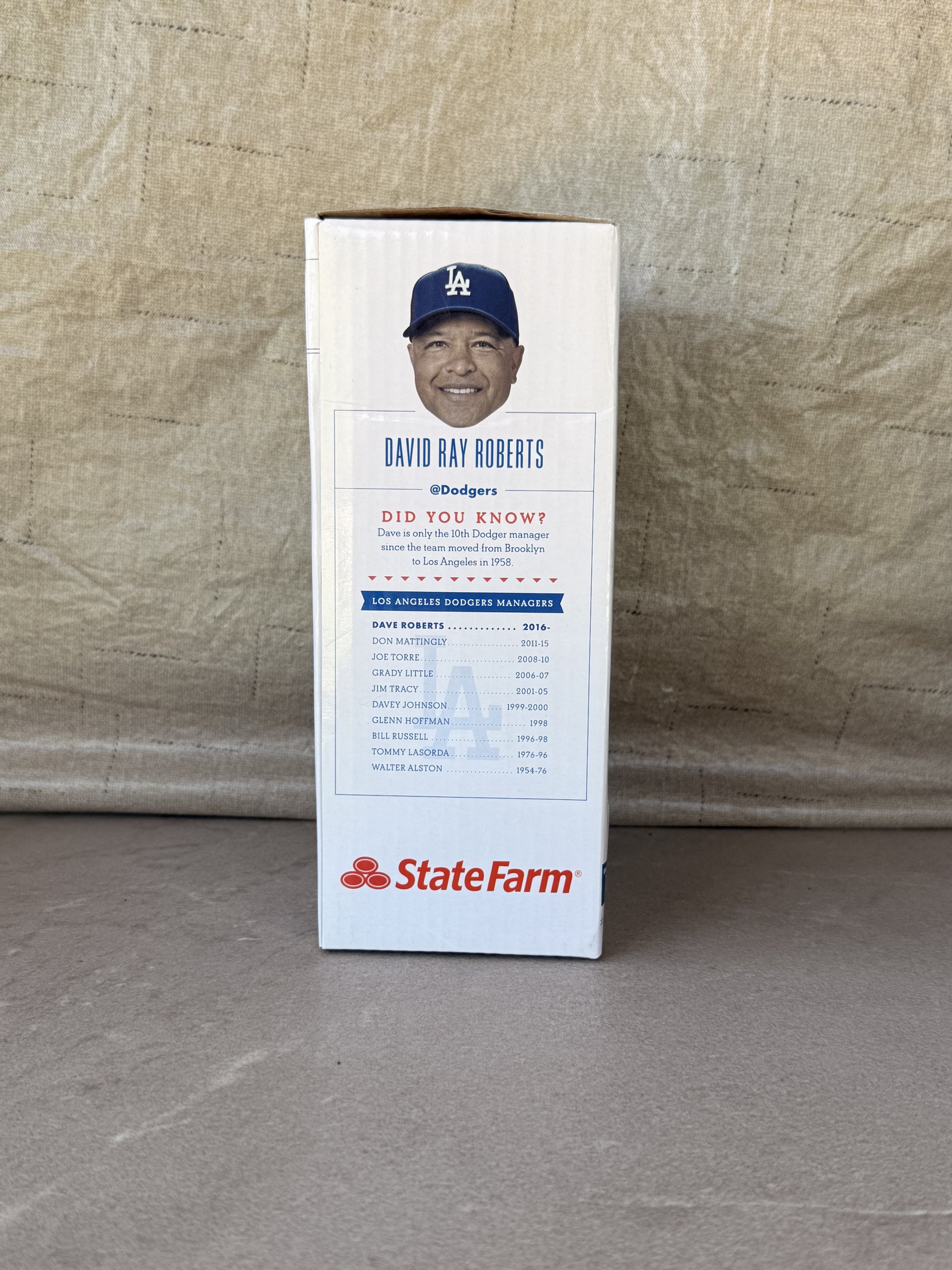 Dave Roberts Bobblehead LA Dodgers SGA 5/11/16