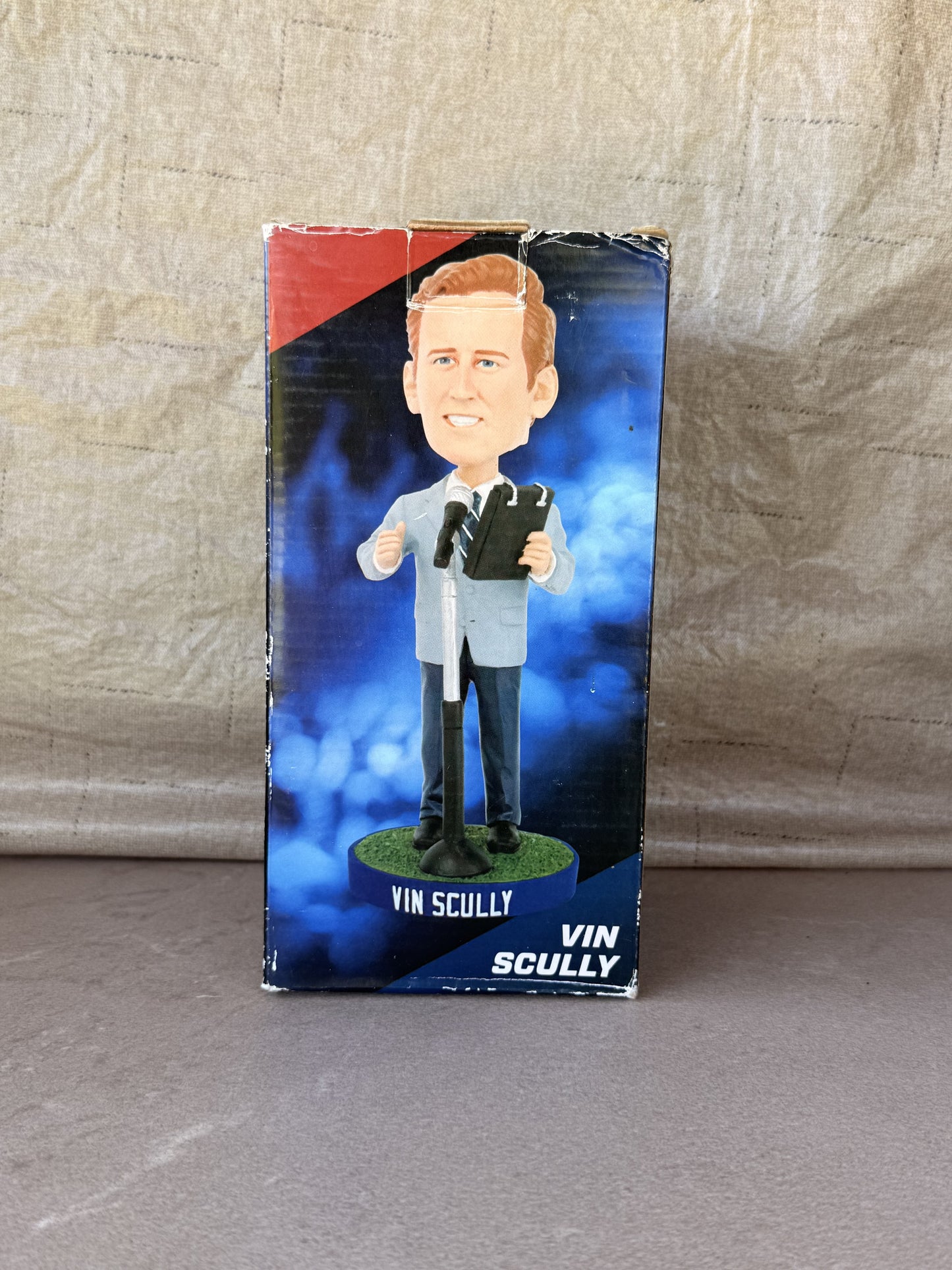Vin Scully Talking into Microphone Bobblehead LA Dodgers SGA 7/25/13
